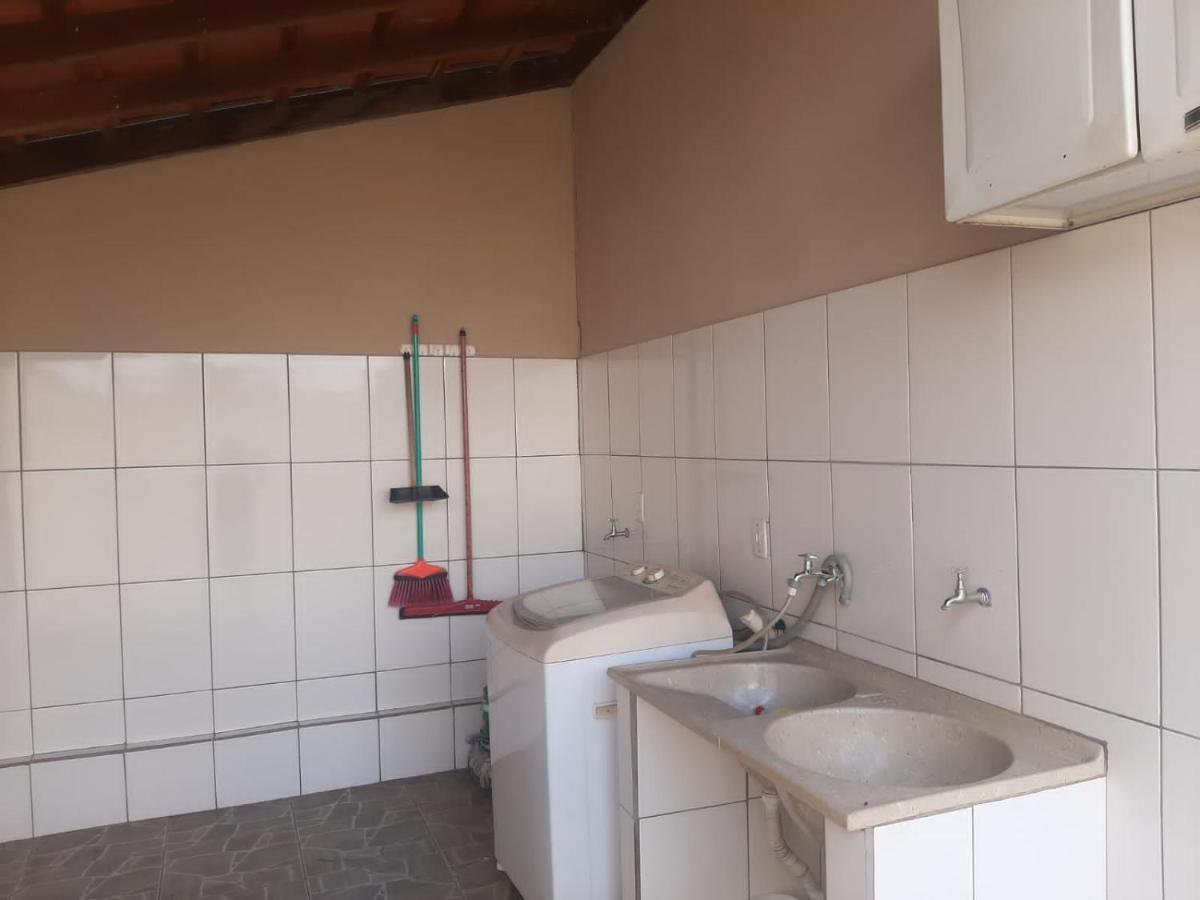 브로타스 Casa Agradavel Com Area Externa E Piscina 빌라 외부 사진