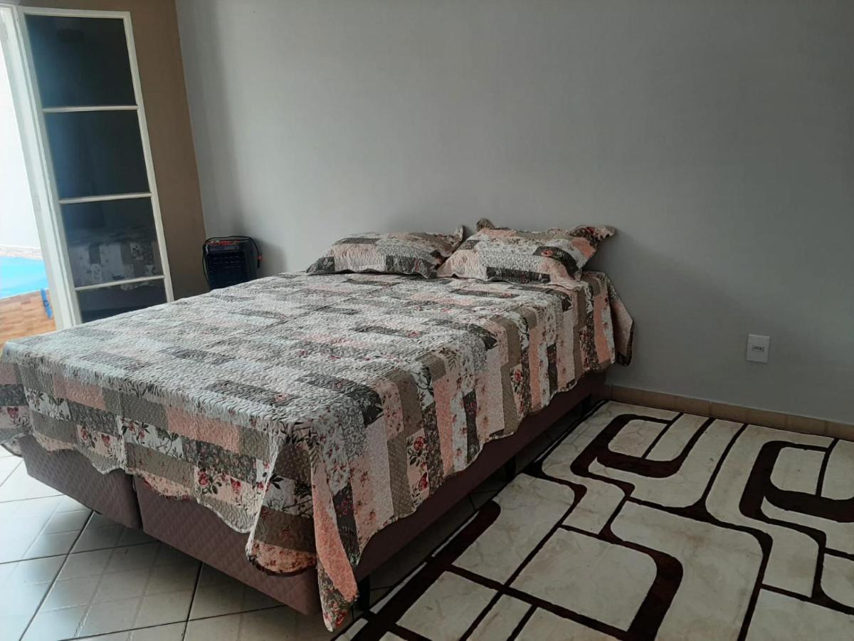 브로타스 Casa Agradavel Com Area Externa E Piscina 빌라 외부 사진